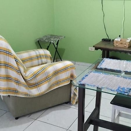 Casa Aconchegante Em Curitiba Hotell Exteriör bild
