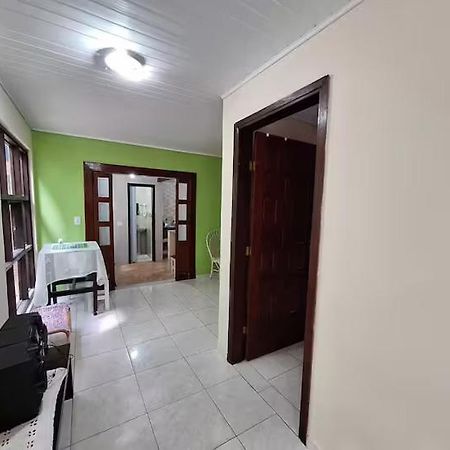 Casa Aconchegante Em Curitiba Hotell Exteriör bild