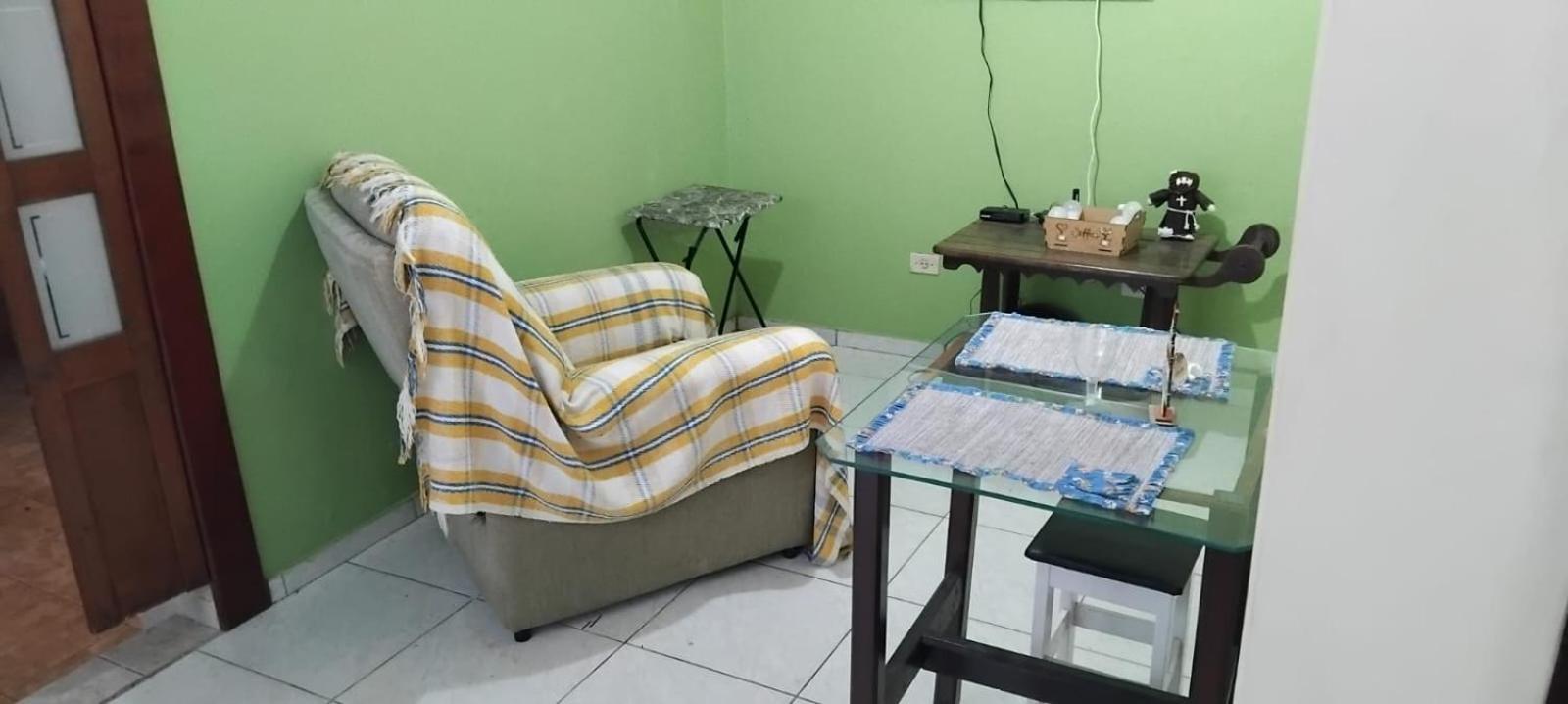 Casa Aconchegante Em Curitiba Hotell Exteriör bild