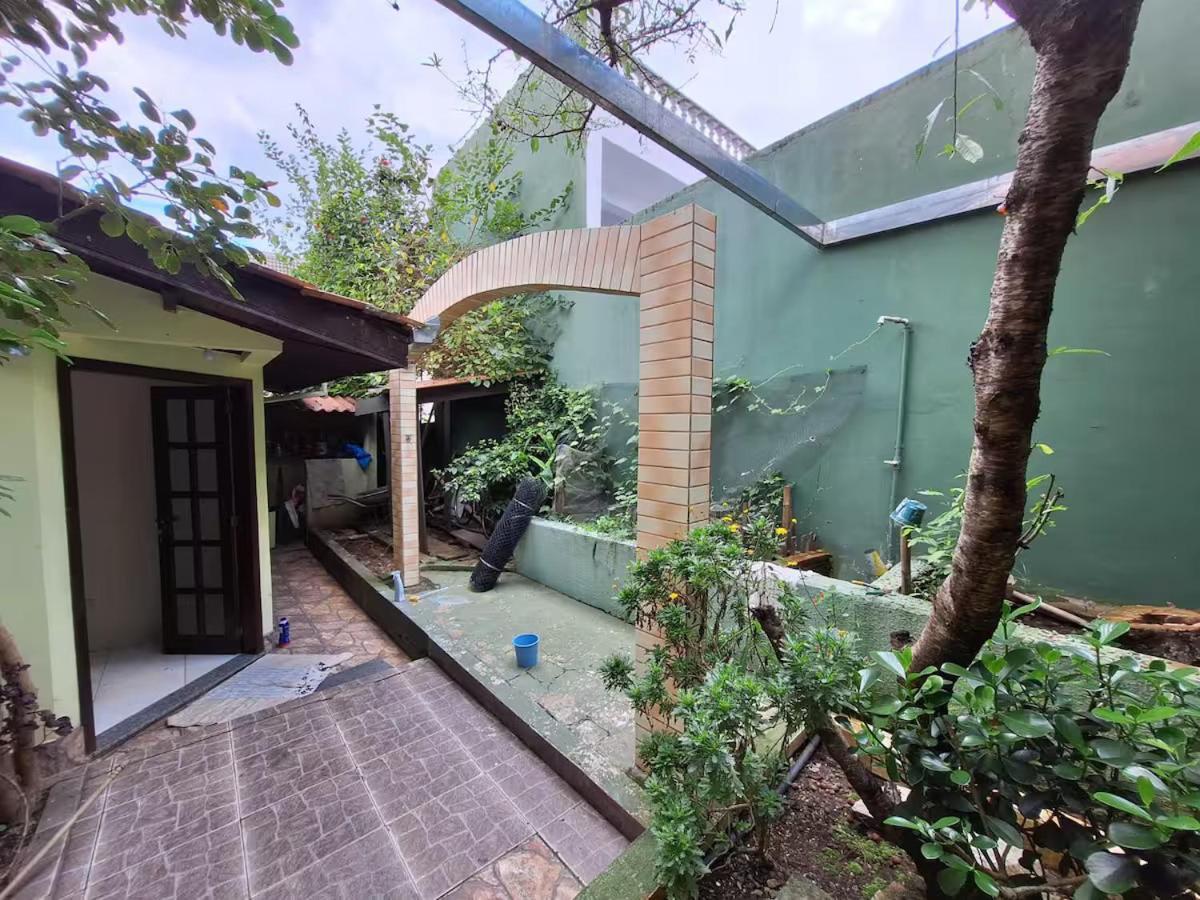 Casa Aconchegante Em Curitiba Hotell Exteriör bild